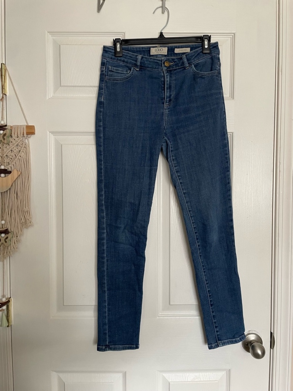 LOGO Women's size 4 Dark Blue Straight Jeans